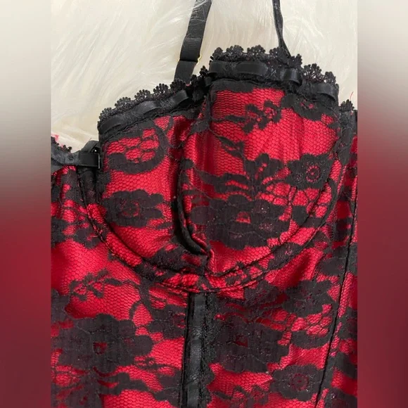 S Vs Victoria's secret
SEXY LITTLE THINGS Fantasies Collection
Senorita Costume - Picture 6 of 14